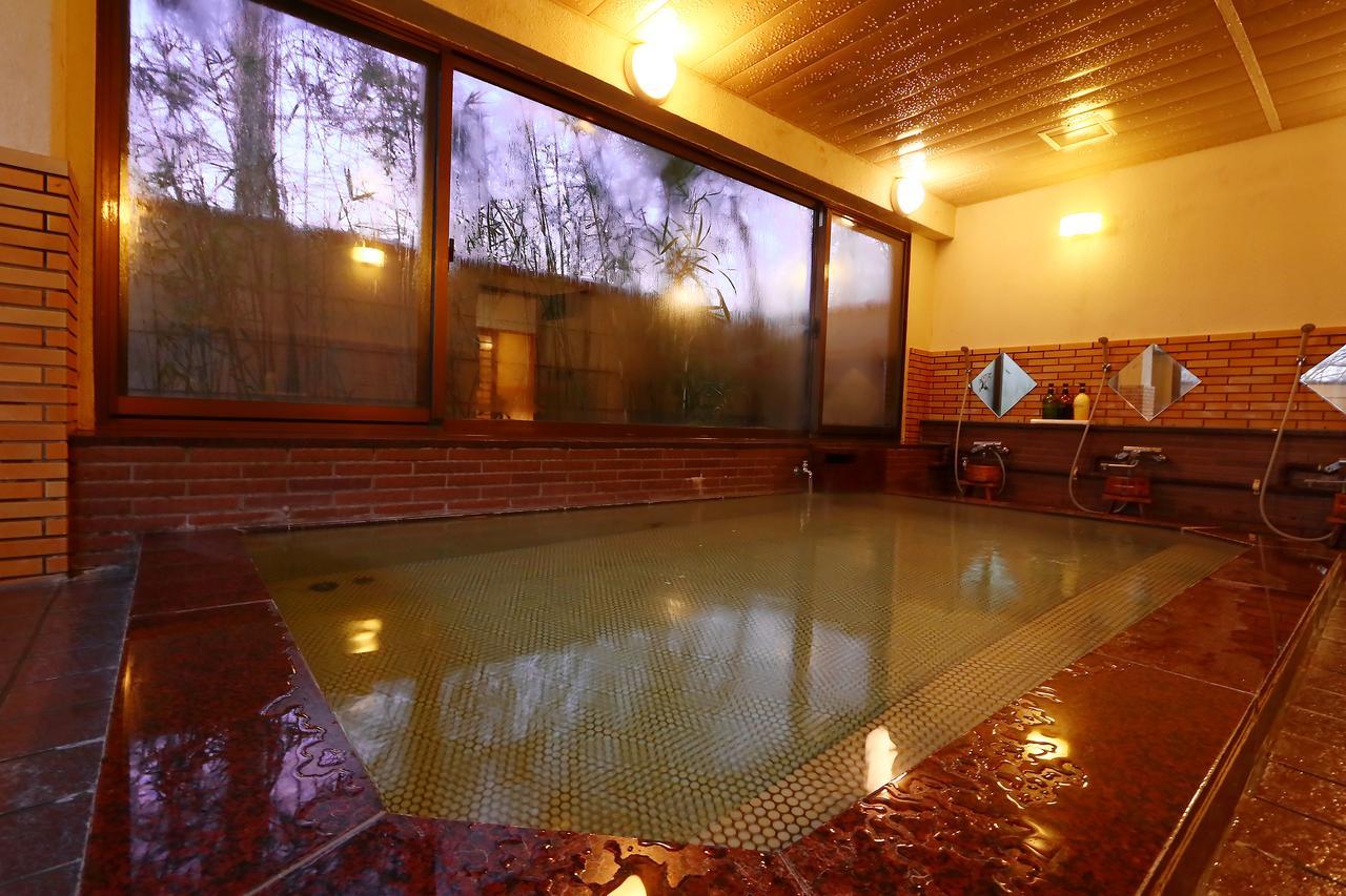 Hotel Sansuiso Yamanakako Exterior photo